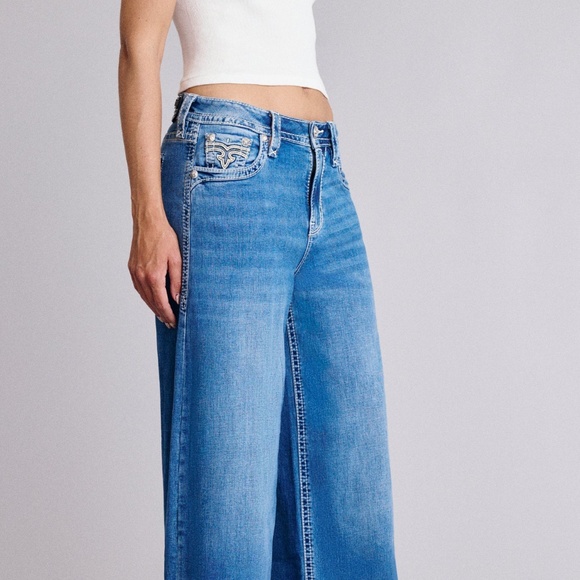 Rock Revival ALIVIA OVERSIZED WIDE-LEG JEANS - Picture 3 of 12